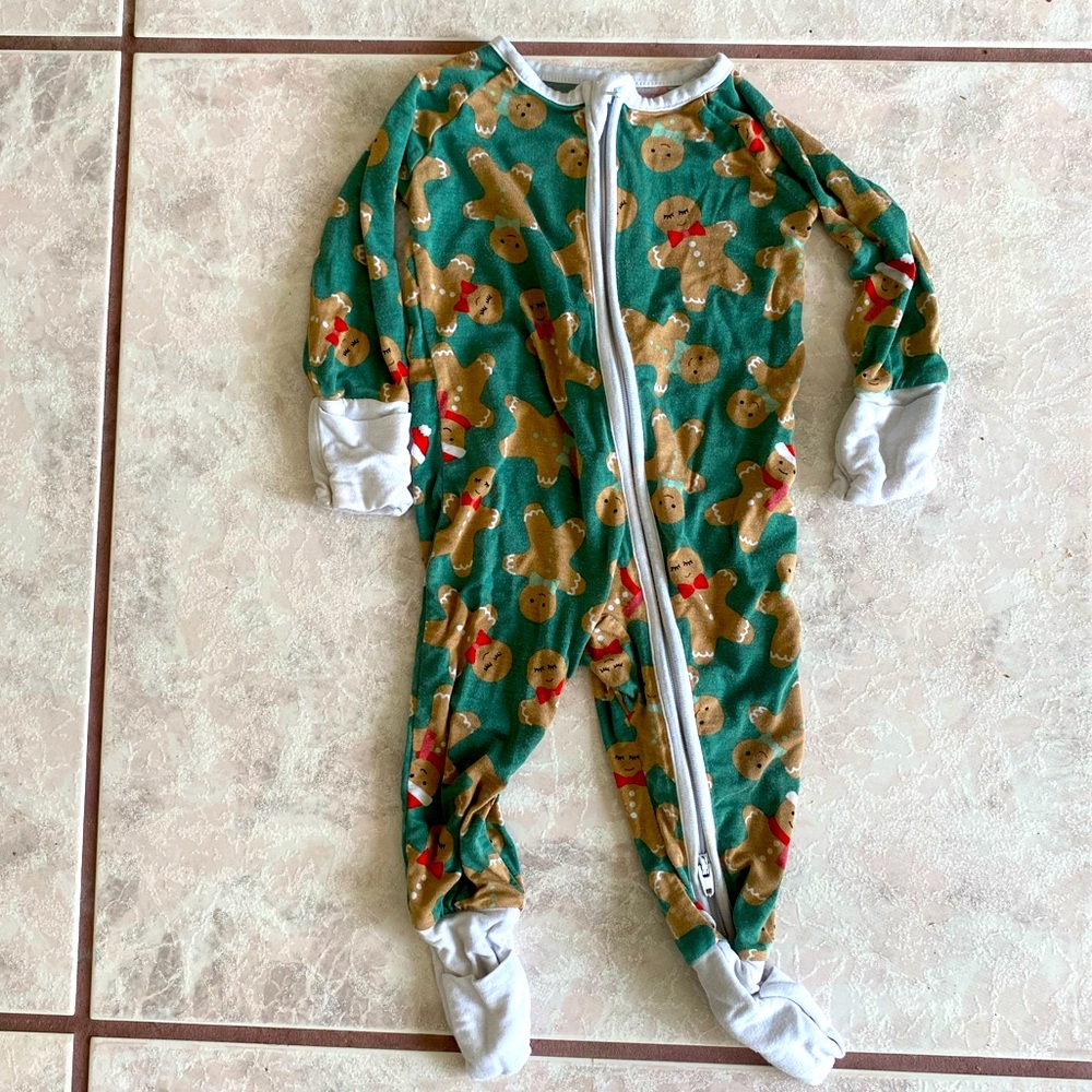 Little Sleepies Gingerbread Footie Pajamas size 0-3 in good used condition